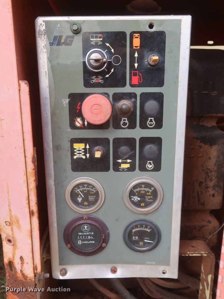 image for item MJ9186 JLG 40-RTS  scissor lift