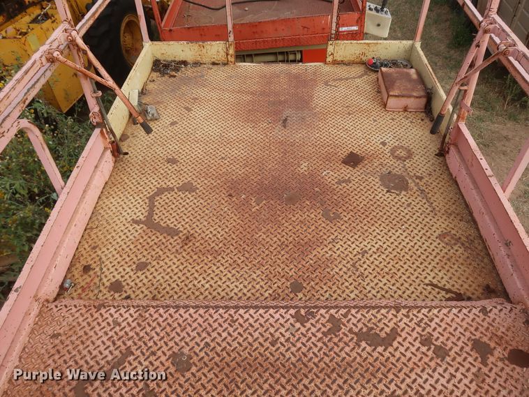 image for item MJ9186 JLG 40-RTS  scissor lift