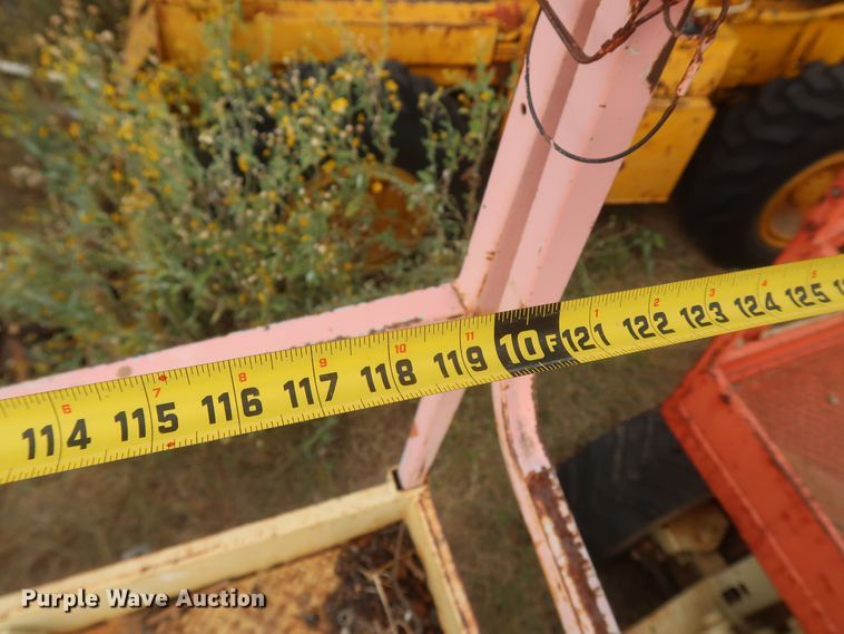 image for item MJ9186 JLG 40-RTS  scissor lift