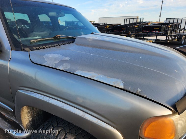 image for item MK9348 2001 GMC Sierra 1500  Ext. Cab pickup truck