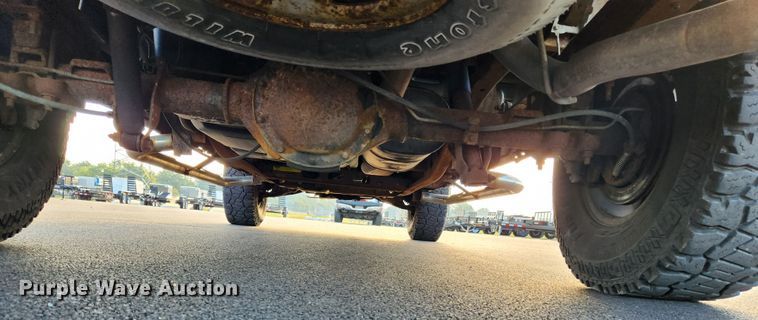 image for item MK9348 2001 GMC Sierra 1500  Ext. Cab pickup truck