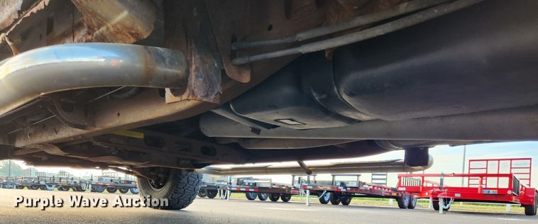 image for item MK9348 2001 GMC Sierra 1500  Ext. Cab pickup truck