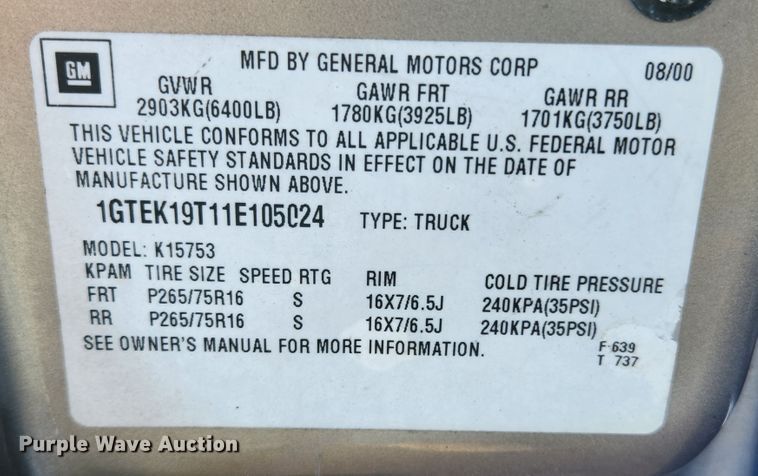 image for item MK9348 2001 GMC Sierra 1500  Ext. Cab pickup truck