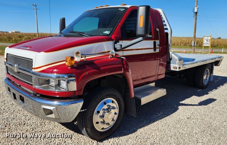 image for item MK9380 2008 Chevrolet C4500  flatbed truck