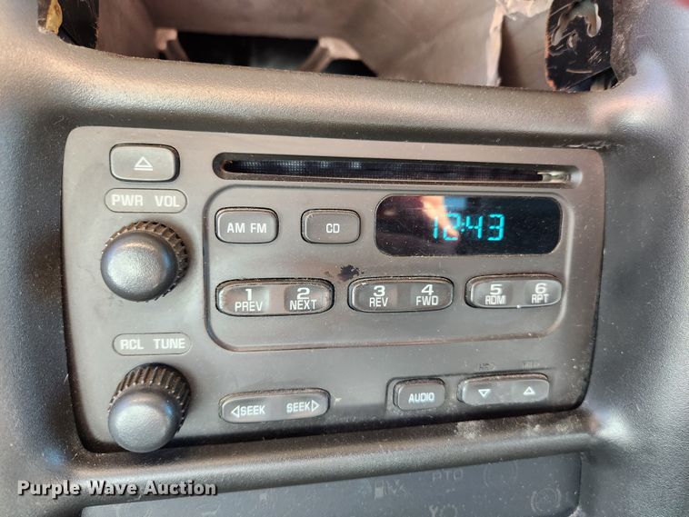 image for item MK9380 2008 Chevrolet C4500  flatbed truck