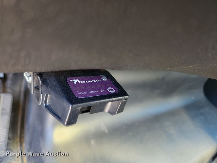 image for item MK9380 2008 Chevrolet C4500  flatbed truck