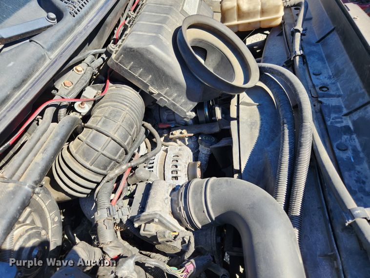 image for item MK9380 2008 Chevrolet C4500  flatbed truck