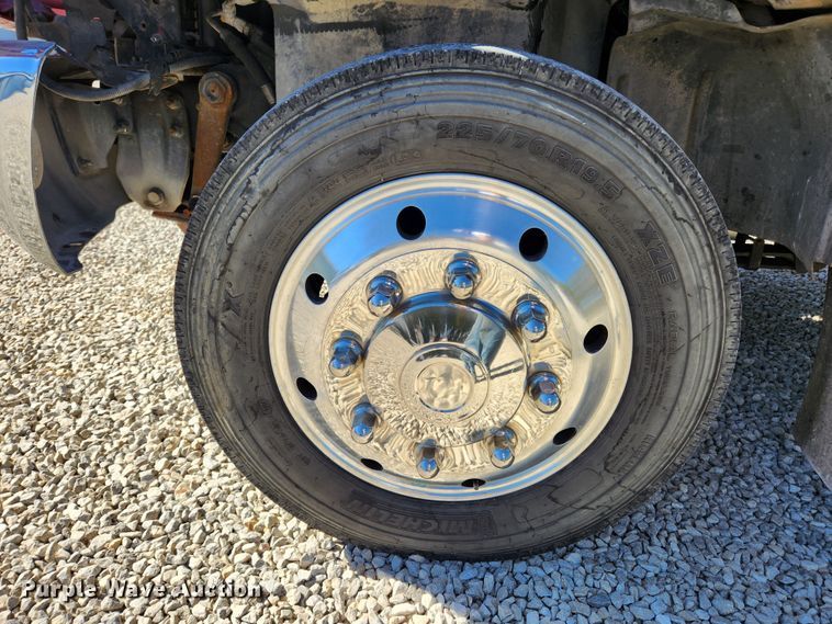 image for item MK9380 2008 Chevrolet C4500  flatbed truck