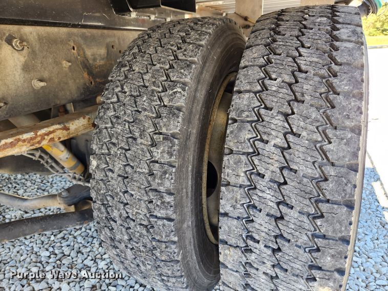 image for item MK9380 2008 Chevrolet C4500  flatbed truck