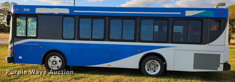 image for item MK9446 2007 Gillig G29E102R2  coach bus