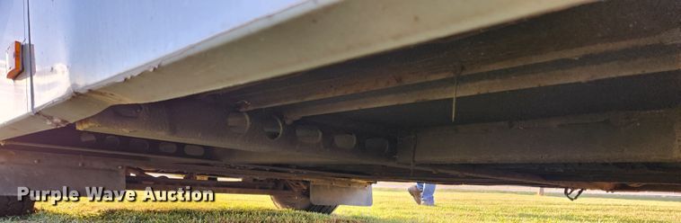 image for item MK9446 2007 Gillig G29E102R2  coach bus