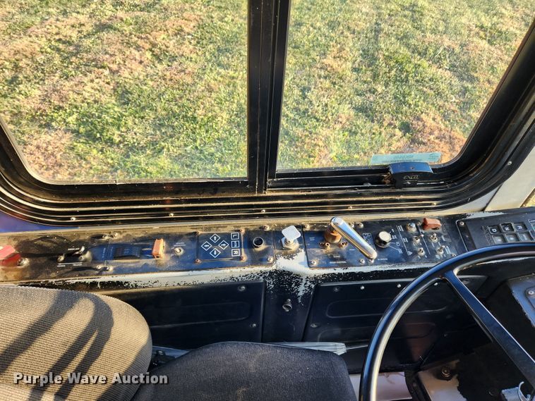 image for item MK9446 2007 Gillig G29E102R2  coach bus