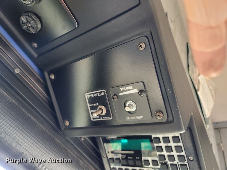 image for item MK9446 2007 Gillig G29E102R2  coach bus