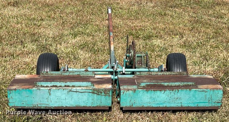 image for item MN9339 Cushman  aerator