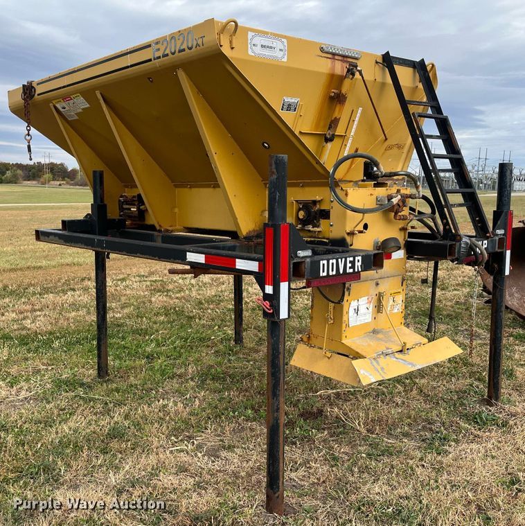 image for item MN9344 Hi-way E2020XT10  spreader