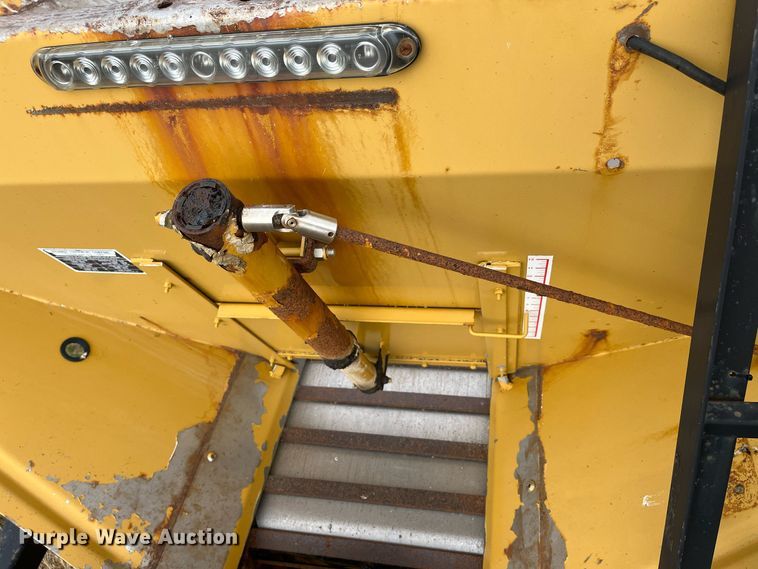 image for item MN9344 Hi-way E2020XT10  spreader