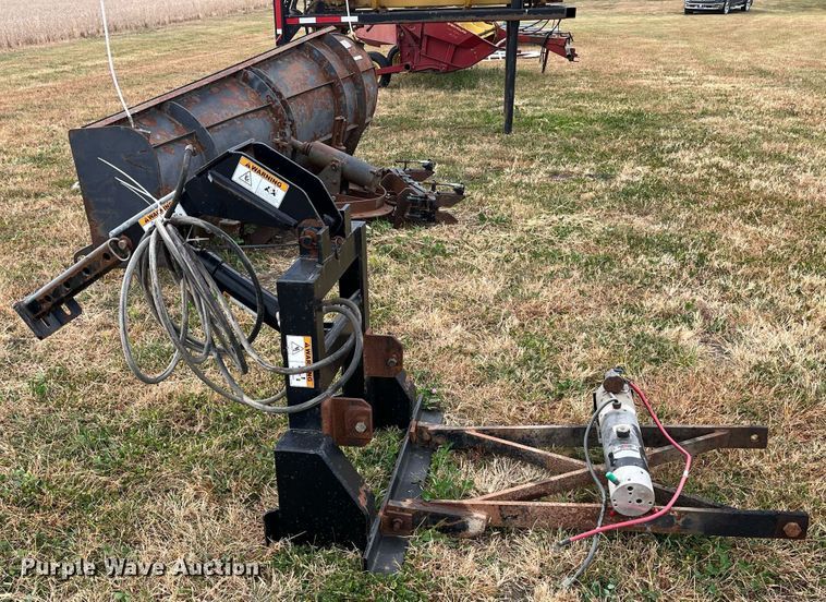 image for item MN9345 Valk V51075  snow plow