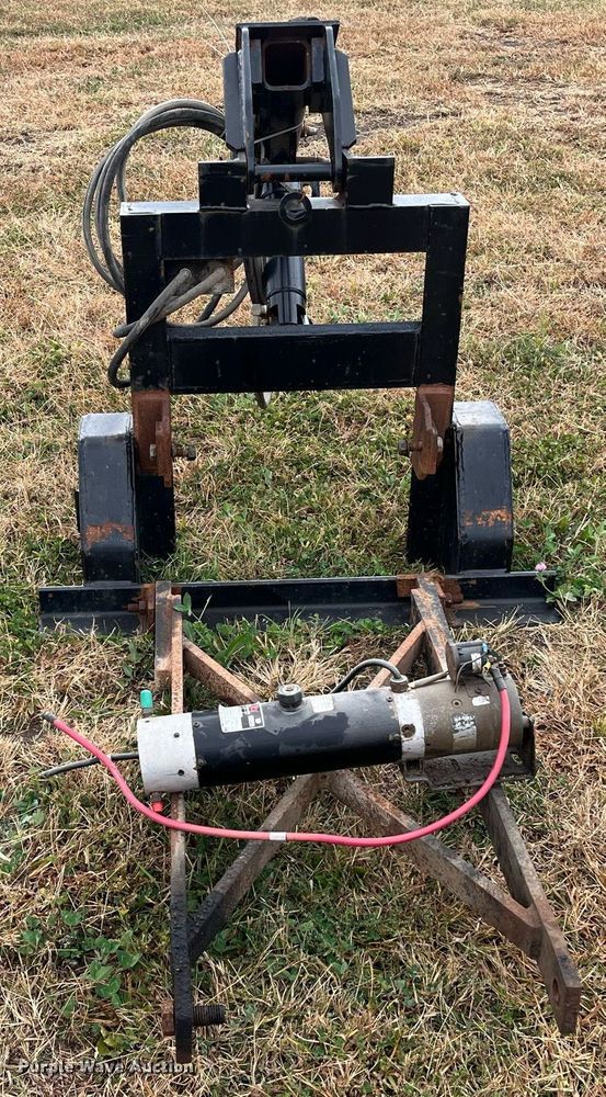 image for item MN9345 Valk V51075  snow plow