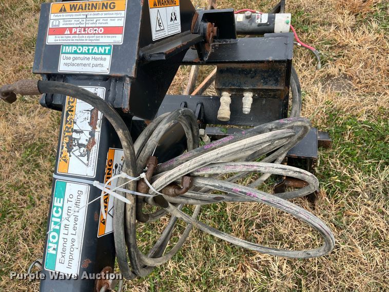 image for item MN9345 Valk V51075  snow plow