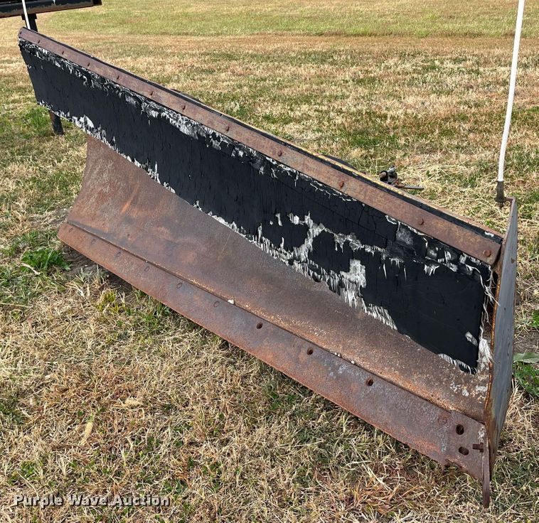 image for item MN9345 Valk V51075  snow plow