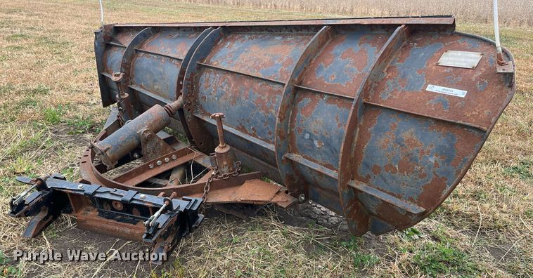 image for item MN9345 Valk V51075  snow plow