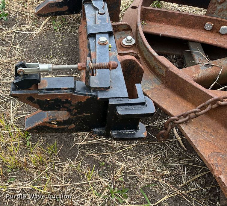 image for item MN9345 Valk V51075  snow plow