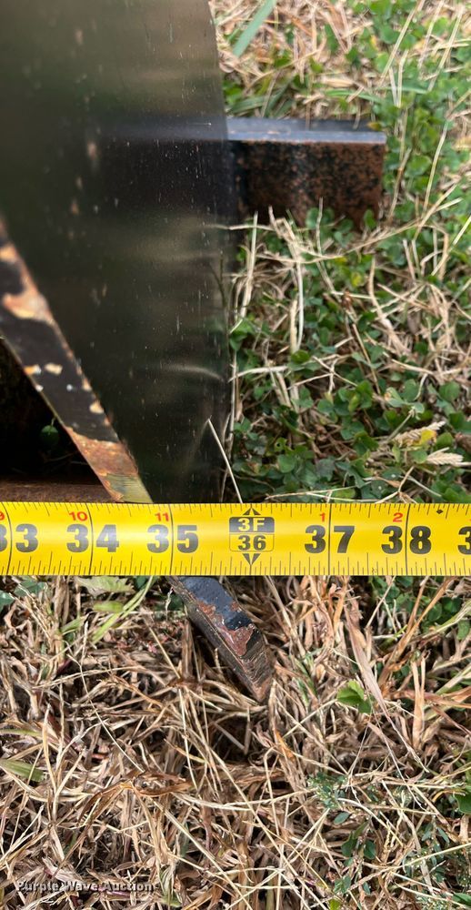 image for item MN9345 Valk V51075  snow plow