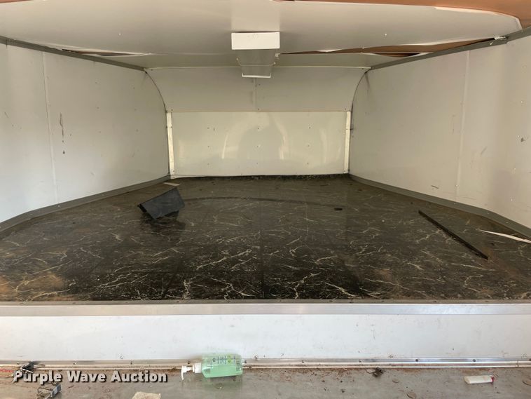 image for item MR9335 2002 Pace SCG8540TTA3  enclosed cargo trailer