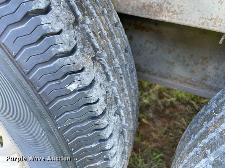 image for item MR9335 2002 Pace SCG8540TTA3  enclosed cargo trailer