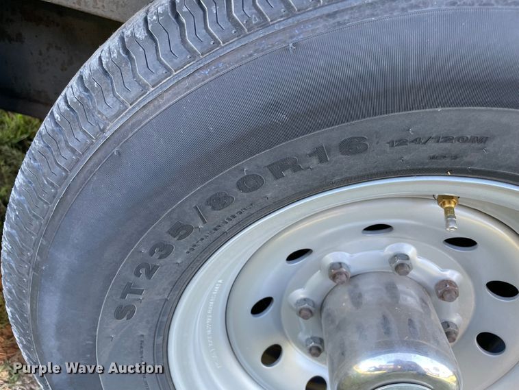 image for item MR9335 2002 Pace SCG8540TTA3  enclosed cargo trailer