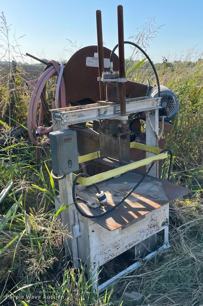 image for item MR9402 Ambrette  press