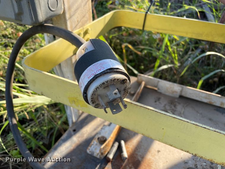 image for item MR9402 Ambrette  press