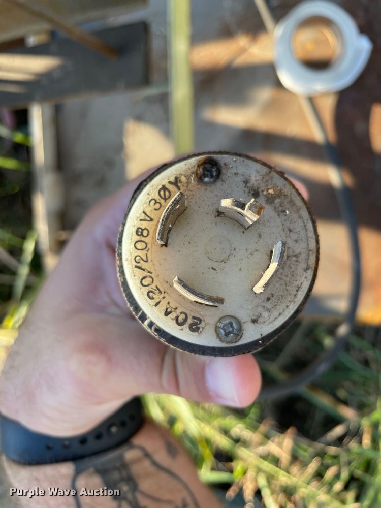 image for item MR9402 Ambrette  press