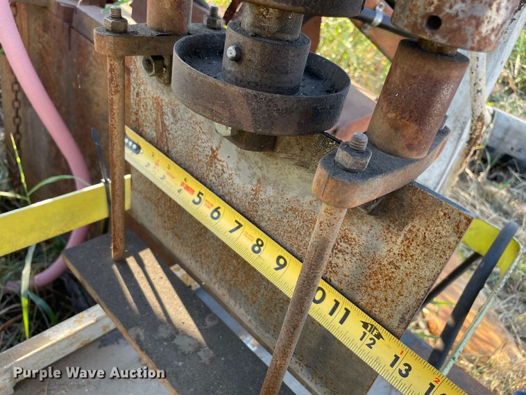 image for item MR9402 Ambrette  press