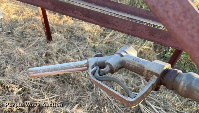 image for item MR9403 Fuel tank