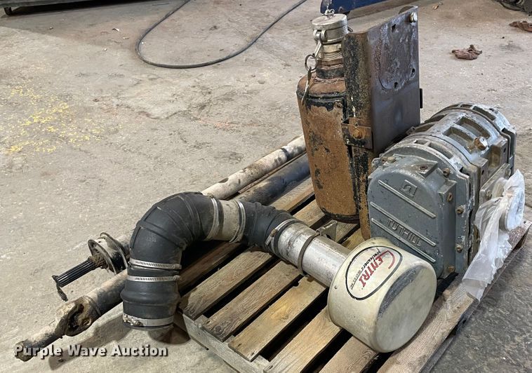 image for item MR9443 Tuthill T850  blower