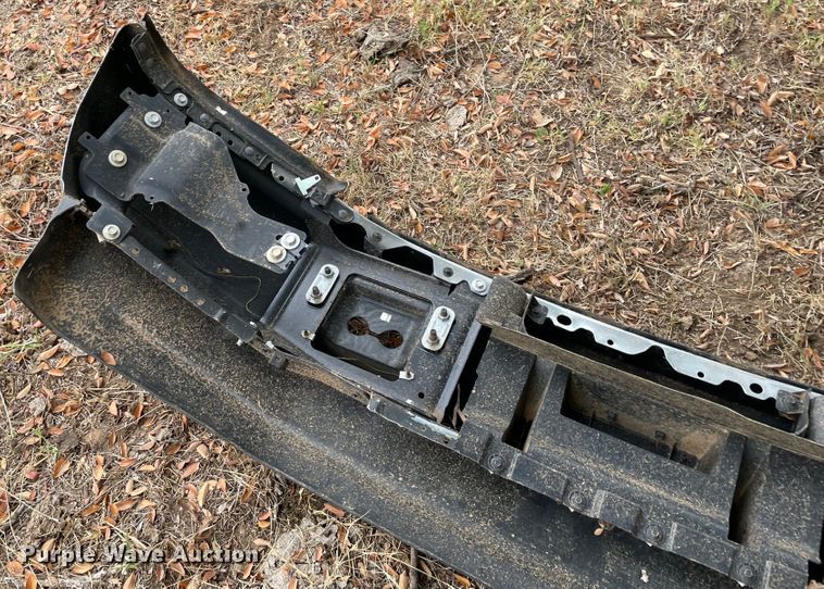 image for item MR9457 Ford  pickup truck bumper