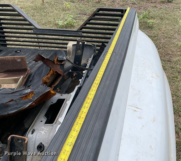 image for item MR9459 Ford F350  pickup truck bed