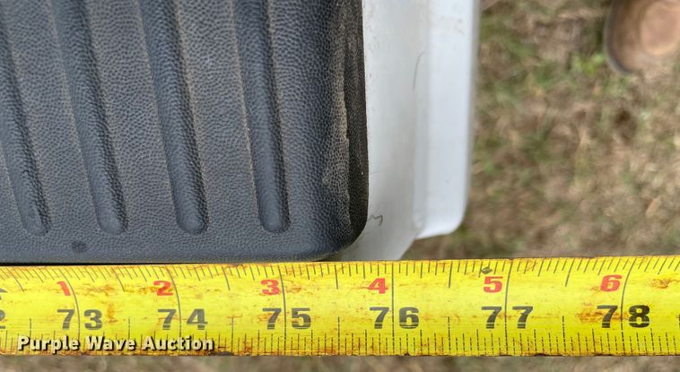 image for item MR9459 Ford F350  pickup truck bed