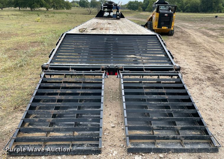 image for item MR9460 2018 Load Trail  equipment trailer