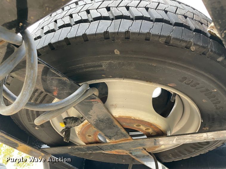 image for item MR9460 2018 Load Trail  equipment trailer