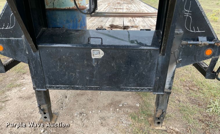 image for item MR9460 2018 Load Trail  equipment trailer