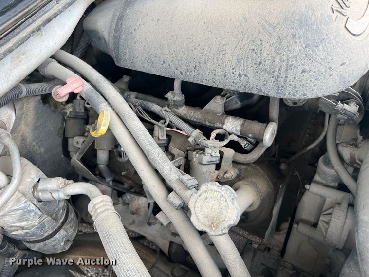 image for item MR9859 2002 Chevrolet Silverado  1500  Ext. Cab pickup truck