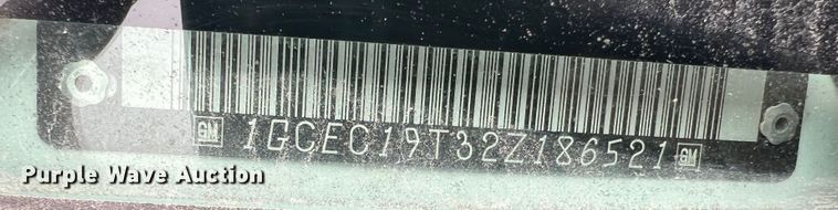 image for item MR9859 2002 Chevrolet Silverado  1500  Ext. Cab pickup truck