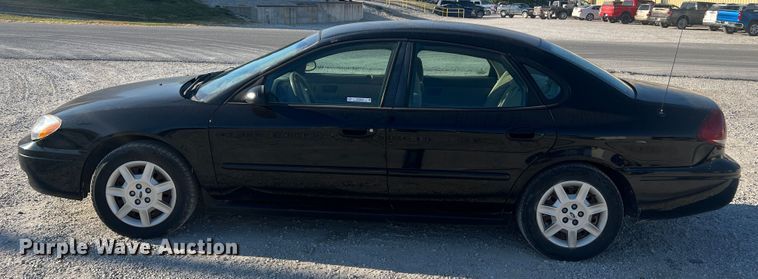 image for item MR9949 2006 Ford Taurus SE