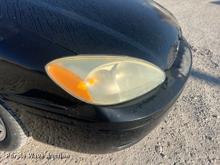 image for item MR9949 2006 Ford Taurus SE