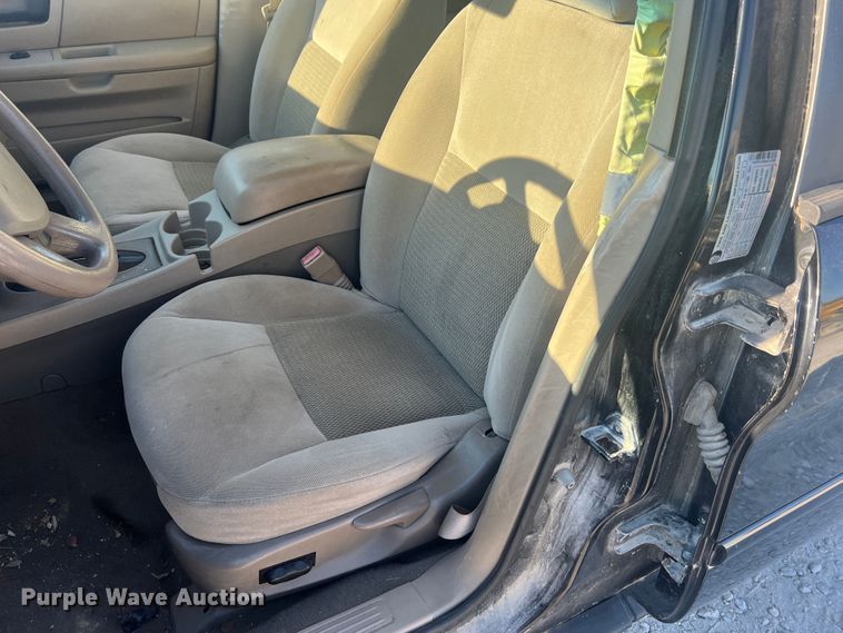 image for item MR9949 2006 Ford Taurus SE