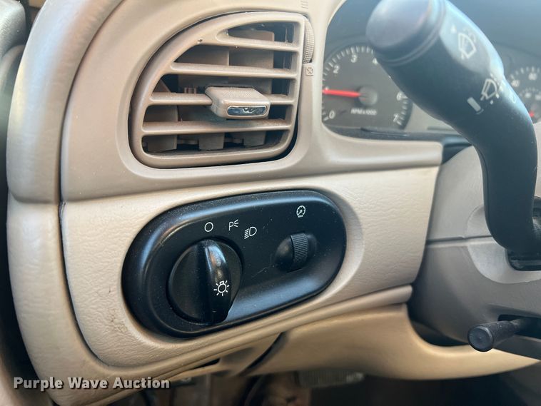 image for item MR9949 2006 Ford Taurus SE