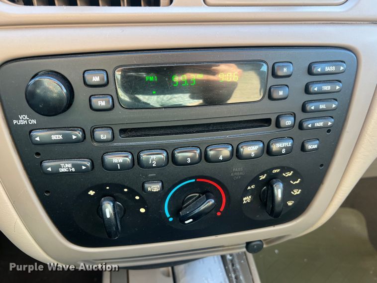 image for item MR9949 2006 Ford Taurus SE