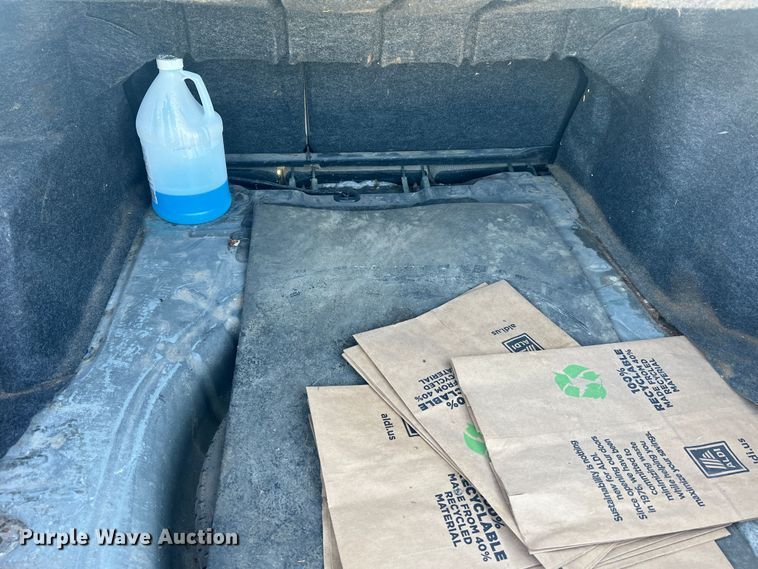 image for item MR9949 2006 Ford Taurus SE